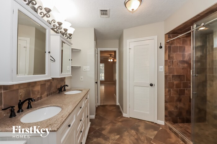 Building Photo - 6707 Chancellor Dr