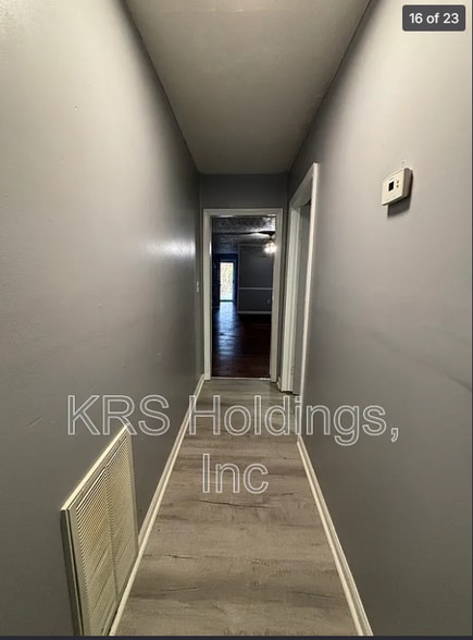 Building Photo - 118 Virginia Ave