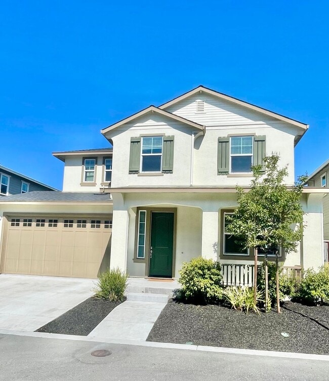 Primary Photo - Beautiful 4 Bed 3 Bath Home in W Section Rohnert Park- $3,800 per month!