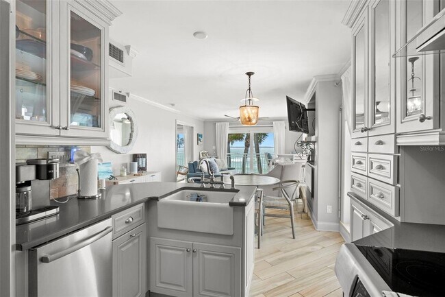 Building Photo - 200 1st Ave