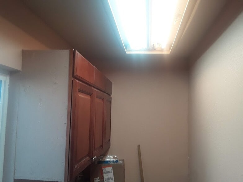 KITCHEN AREA - 25223 Western Ave