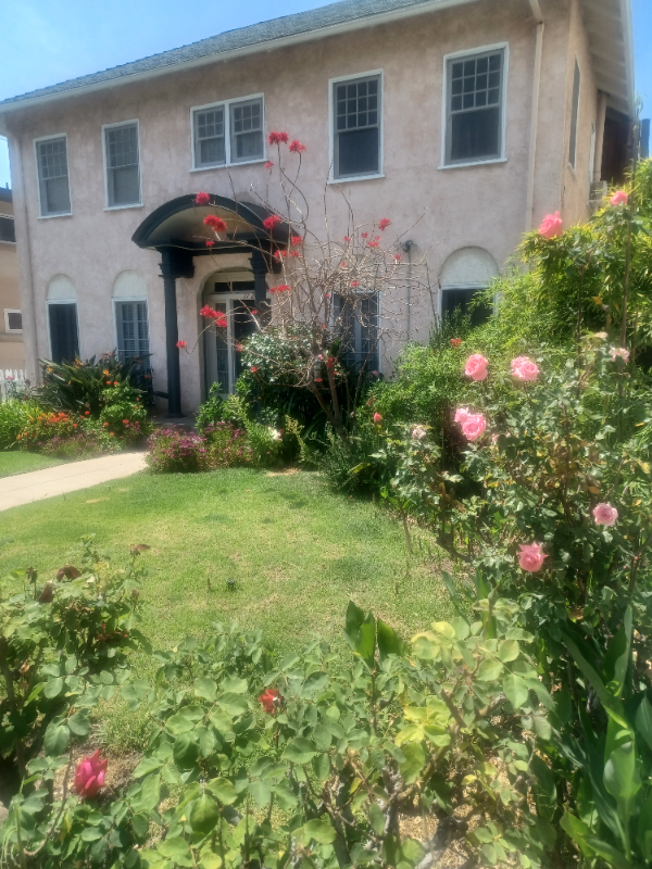 Primary Photo - 1727 Alexandria Ave