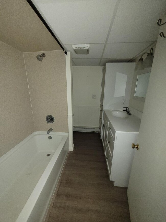 Building Photo - 135 W Main Street