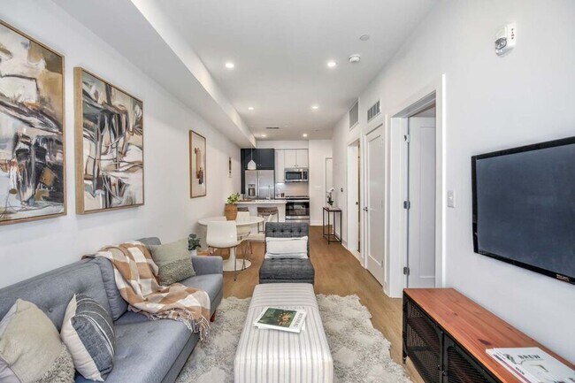 Building Photo - 2310 4th St NE