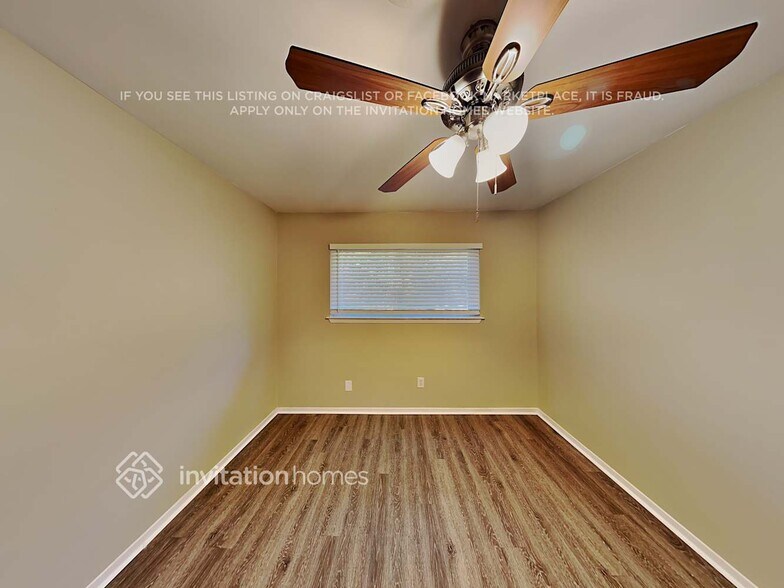 Building Photo - 2815 Norwood Ln