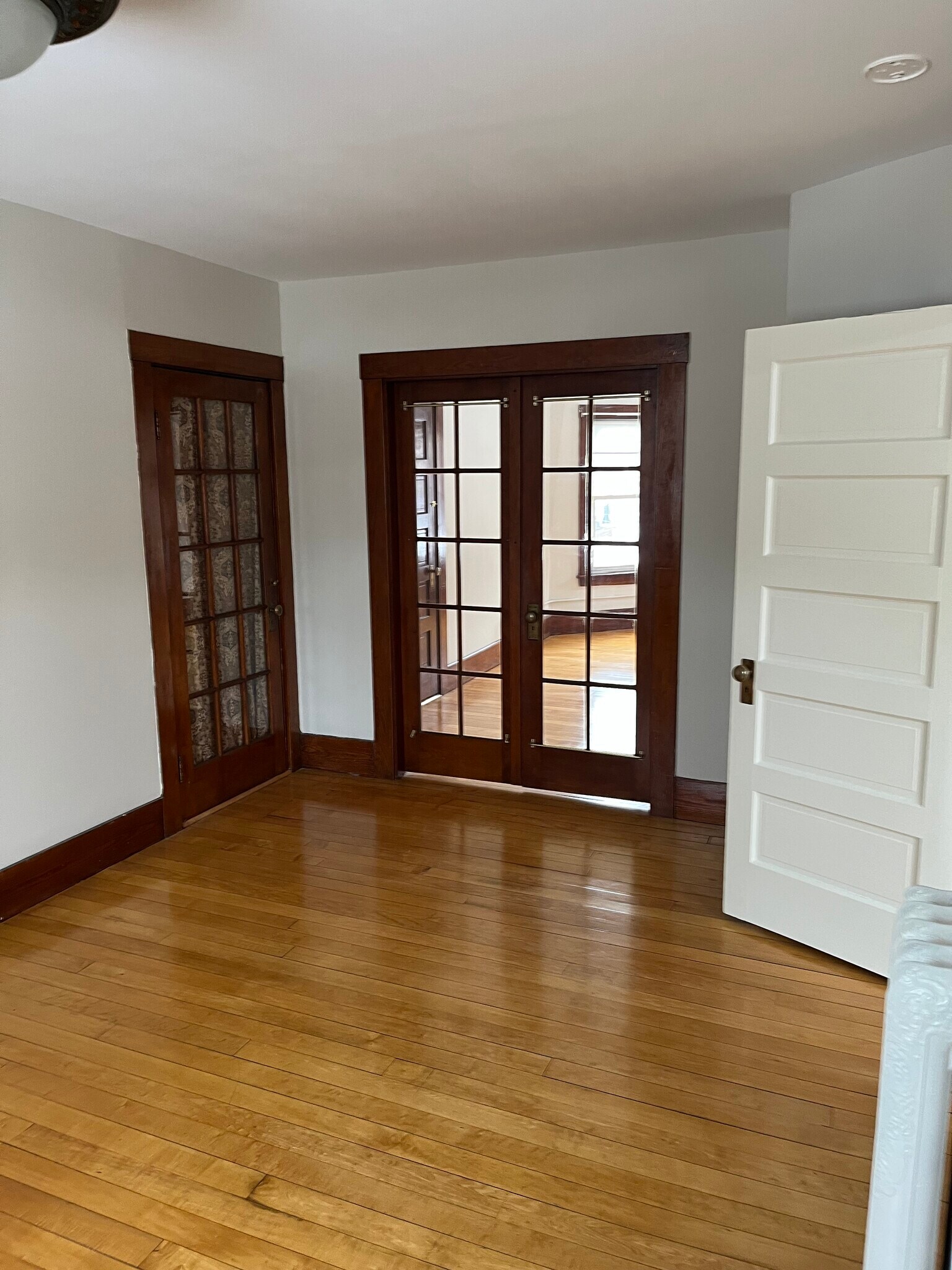 Building Photo - 48 Seaver St