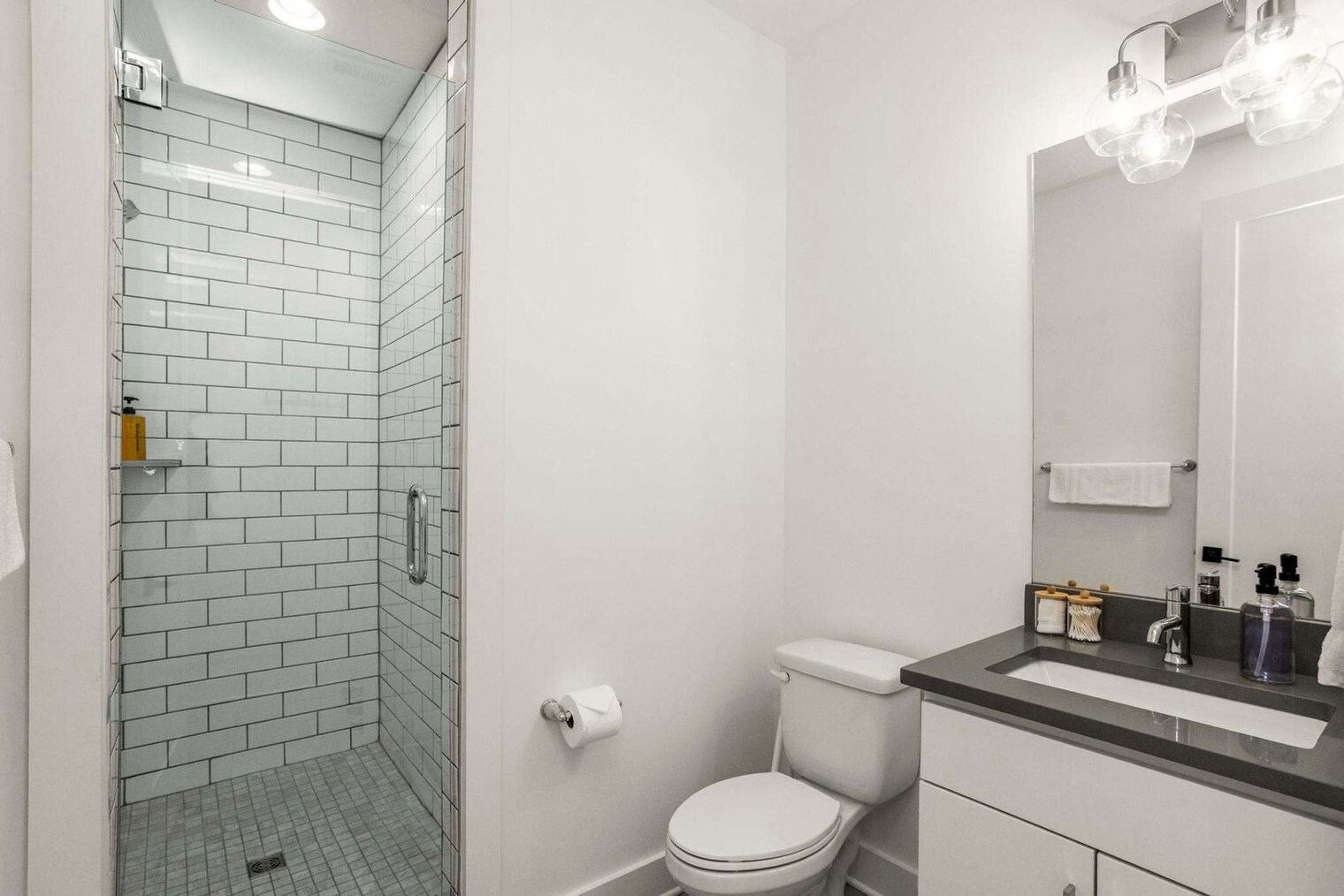 Building Photo - 1712 8th Ave S