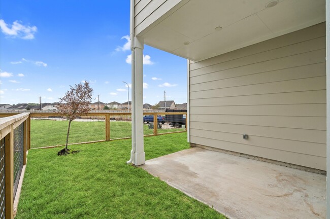 Building Photo - 9602 Valeca Dr