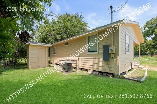 Building Photo - 2000 Bellview St