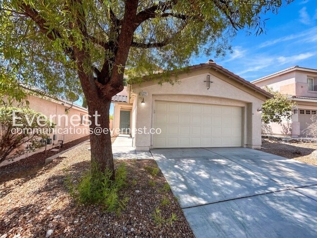 Building Photo - 11221 Salentino Ave