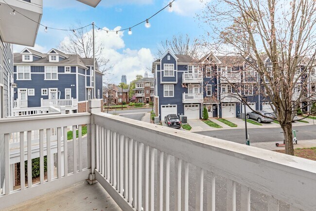 Building Photo - (Move-In Special) Charming 2-Bedroom, 2-Ba...