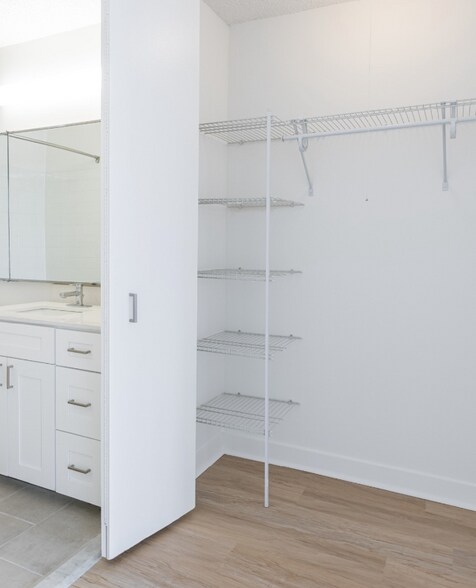 Building Photo - 211 E Wacker Dr