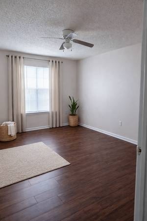 Building Photo - 330 Commonwealth Cir