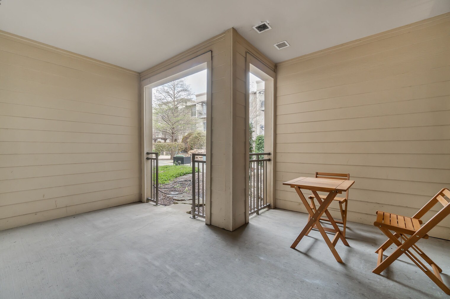 Building Photo - 13005 Meandering Way