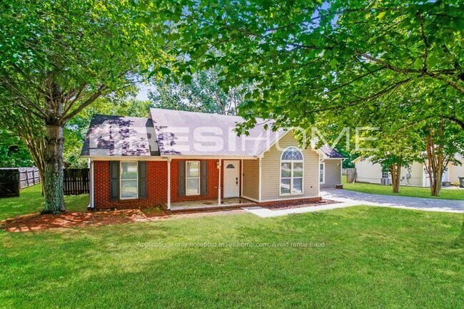 Building Photo - 227 Falcon Ridge Dr
