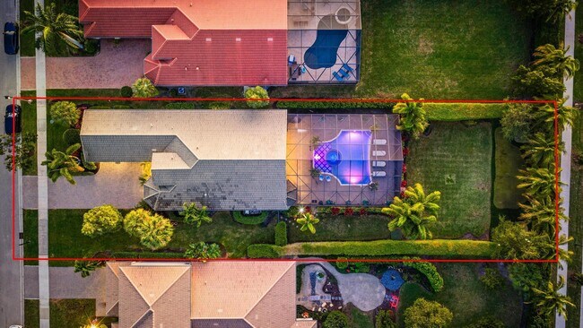 Building Photo - 279 Carina Dr