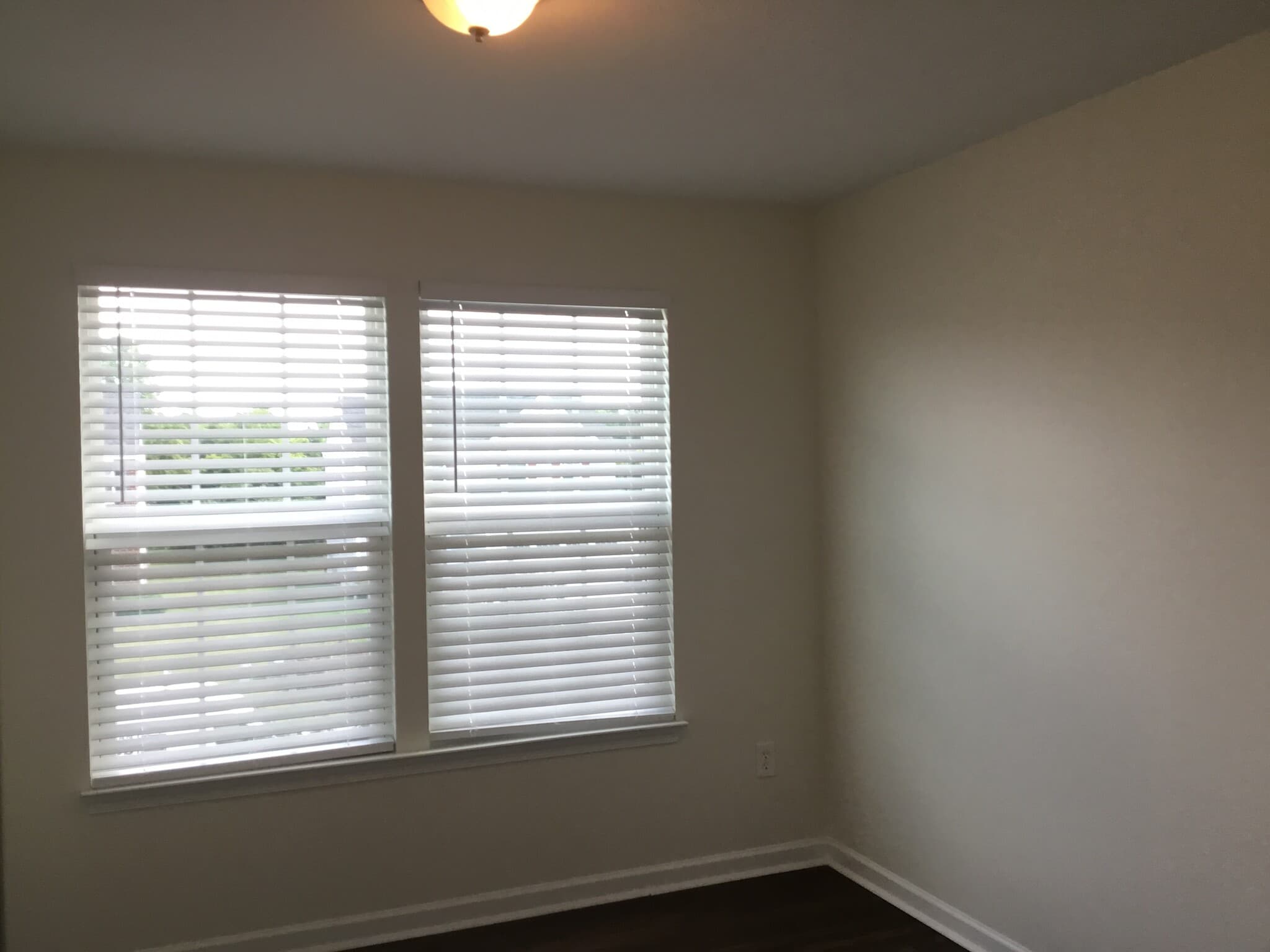 Building Photo - 1395 Apple Farm Dr
