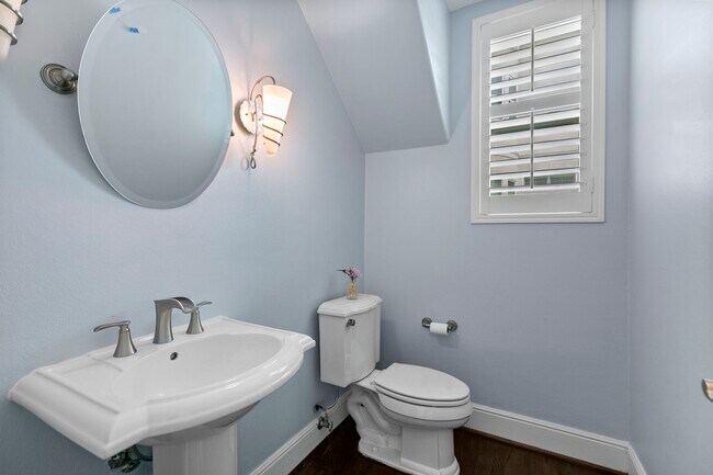 Building Photo - 4626 Braeburn Dr