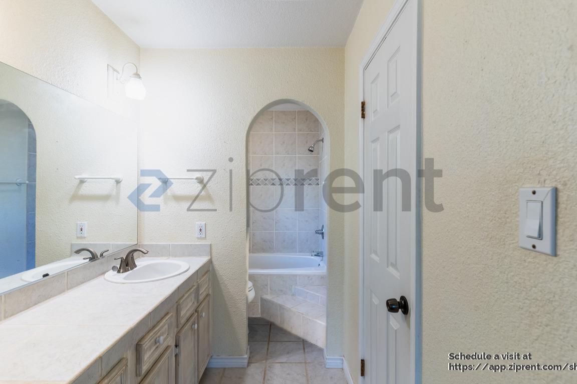 Building Photo - 4903 Sage Hen Dr