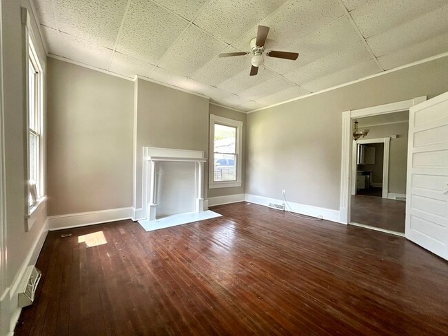 Building Photo - 725 Wiscassett St
