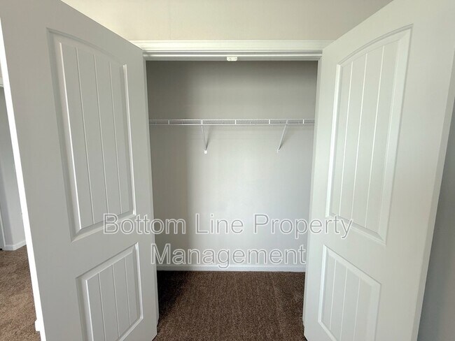 Building Photo - 180 Caffee Dr