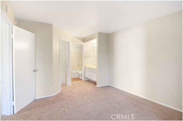 Building Photo - 48 Corniche Dr