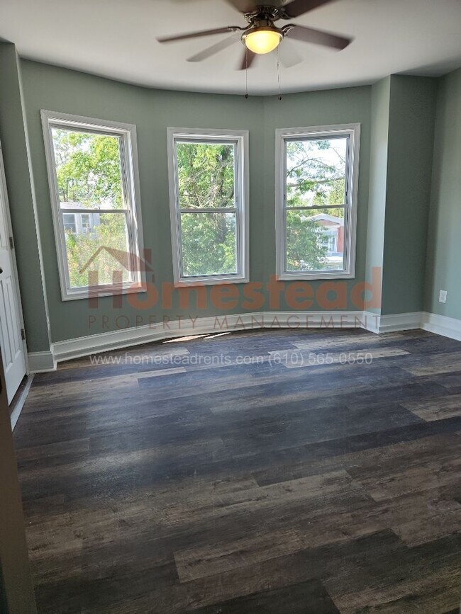 Building Photo - 415 Colwyn Ave