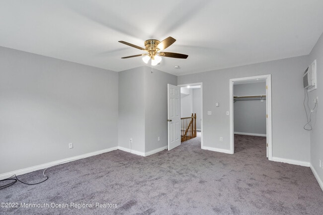 Building Photo - 5 Dugans Ln