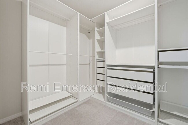 Building Photo - 14942 Guava Bay Dr