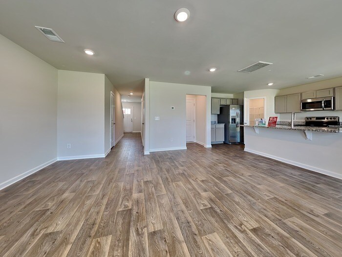 Building Photo - 1607 Commendable Ct