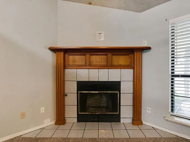 Building Photo - NORMAN, OKLAHOMA - MINUTES TO UNIVERSITY O...
