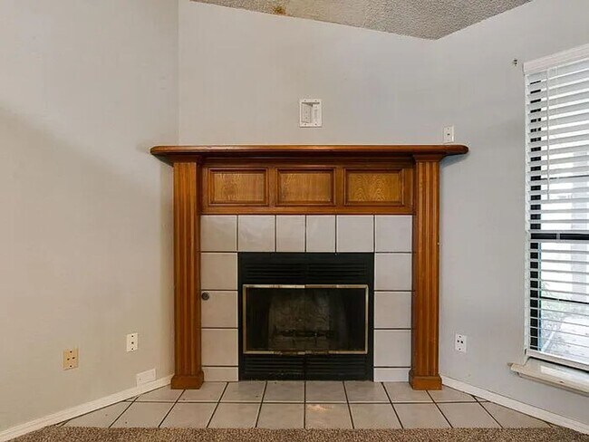 Building Photo - NORMAN, OKLAHOMA - MINUTES TO UNIVERSITY OF OKLAHOMA