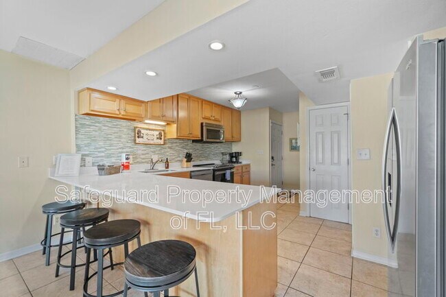 Building Photo - 1500 Via De Luna Dr