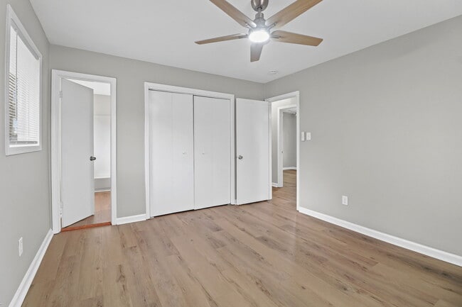 Building Photo - 1697 Spoonbill Rd