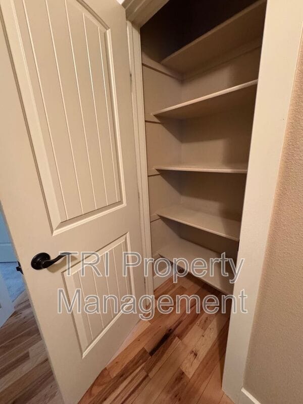 Building Photo - 4249 Woodlake Ln