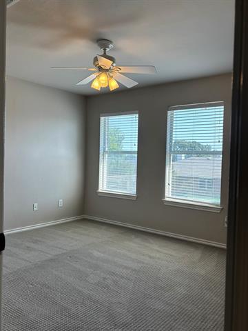 Building Photo - 2703 Mountain View Dr