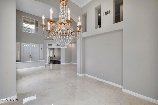Building Photo - 6320 Ballantine Pl