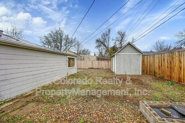 Building Photo - 2761 S Hazel Ct