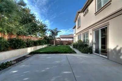 Building Photo - 288 Anthony Ave