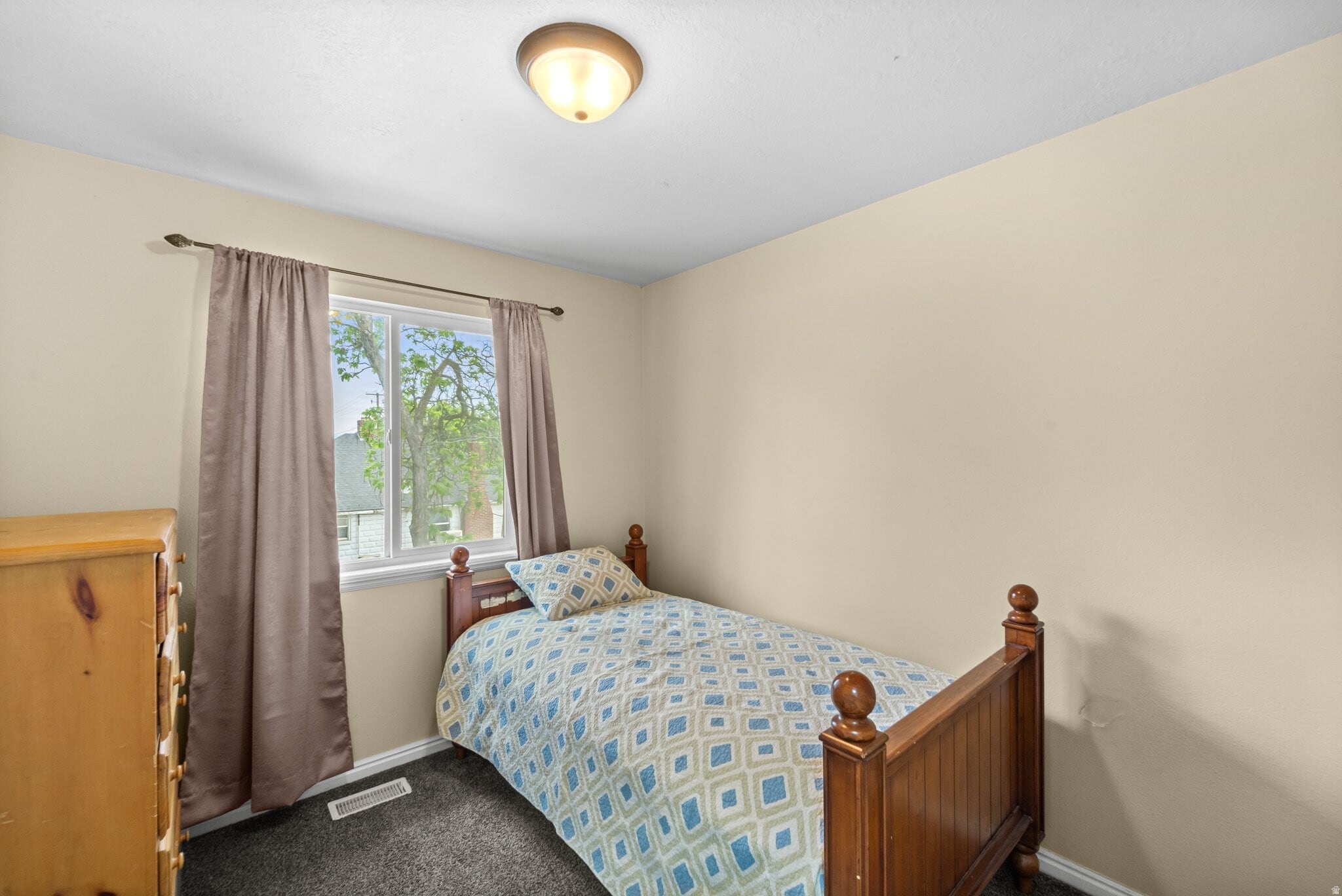 Building Photo - 1700 8200