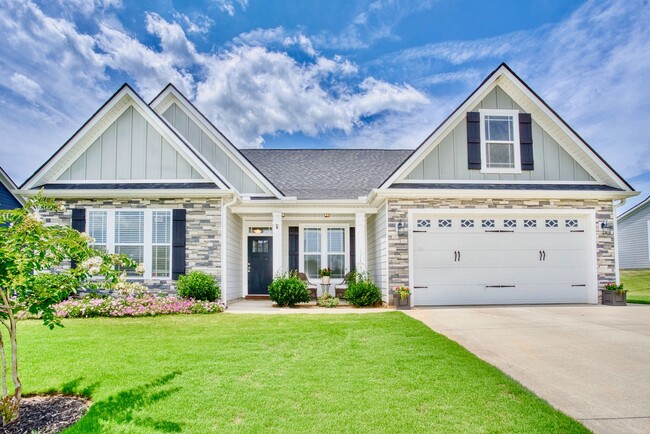 Primary Photo - Beautiful home in Greer