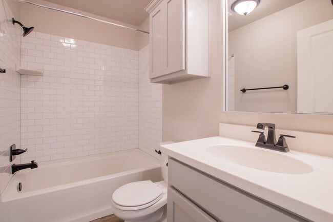 Building Photo - New Home in Moore For Rent