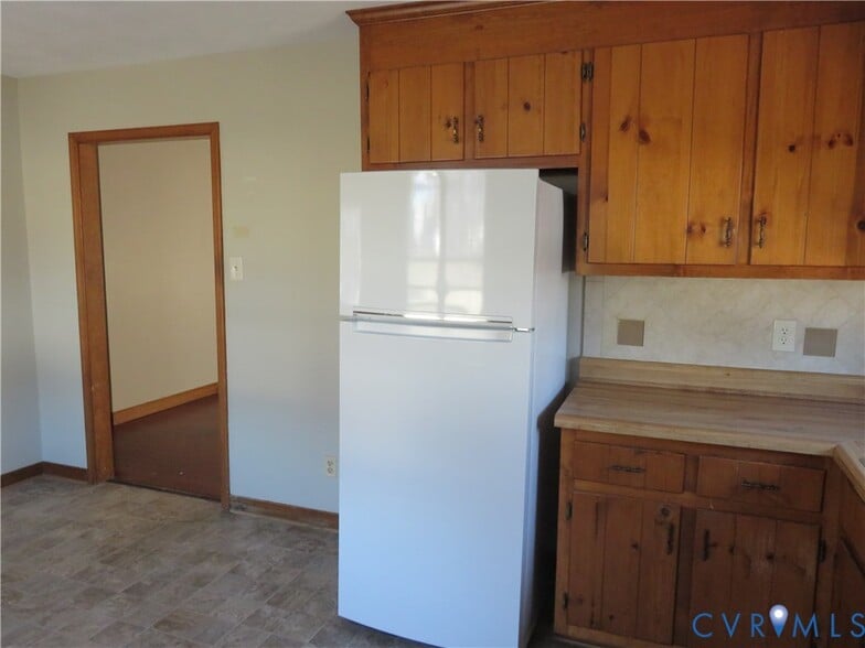 Building Photo - 7078 Ann Cabell Ct