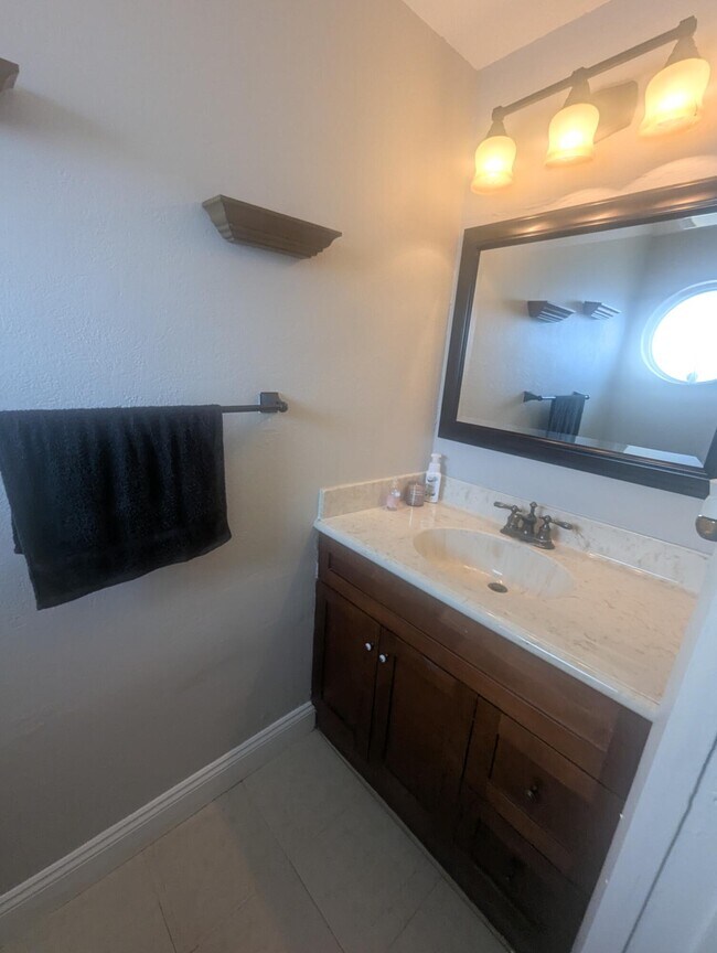 Building Photo - 4736 NW 90th Ave