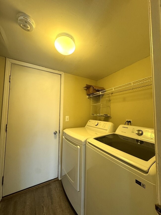 Building Photo - 1139 Wickfield Ct
