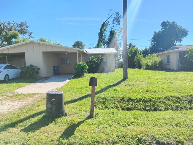 Building Photo - 4507 86th St Ct W