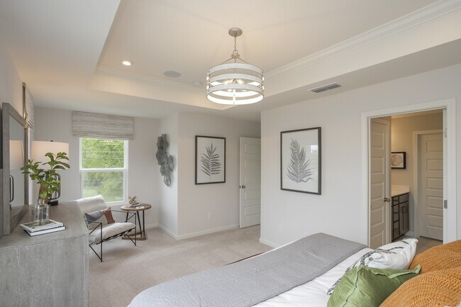 Building Photo - 5339 Bellflower Hls