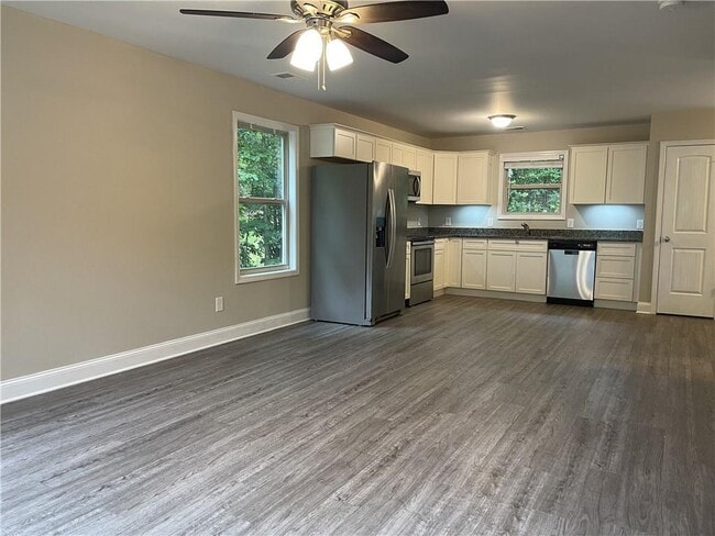 Building Photo - 5350 Tomahawk Terrace