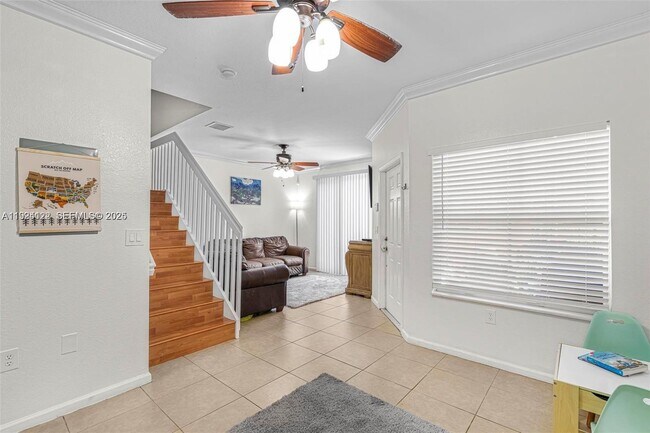 Building Photo - 2712 SW 120th Terrace