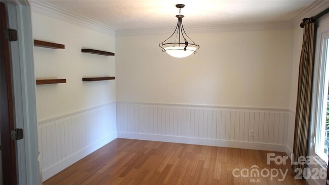 Building Photo - 4400 Woods End Ln